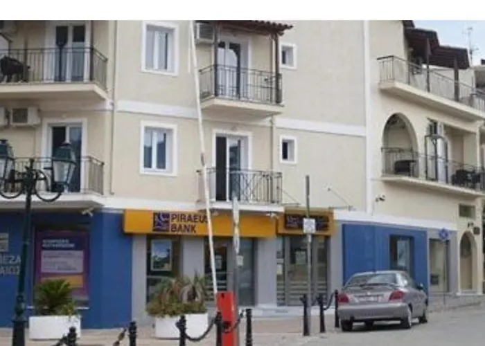 Karafelas スキアトスタウン